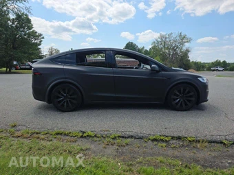 2022 Tesla Model X Plaid - miniatura 4