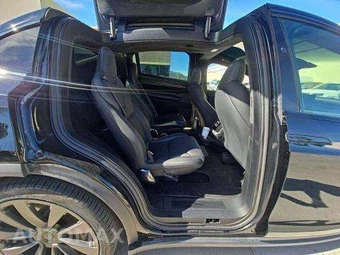 2022 Tesla Model X Plaid – miniatura 19