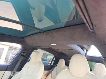 2022 Tesla Model X Plaid - miniatura 11