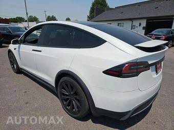 2022 Tesla Model X Plaid - miniatura 2