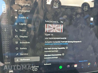 2022 Tesla Model X Plaid - miniatura 8