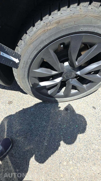 2022 Tesla Model X Plaid – miniatura 25
