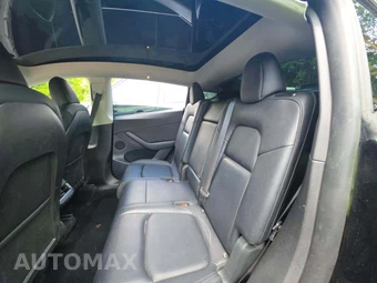 2022 Tesla Model Y Long Range - miniatura 13