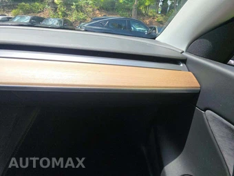 2022 Tesla Model Y Long Range - miniatura 19