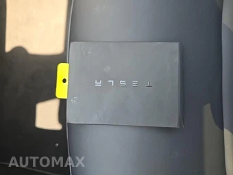 2022 Tesla Model Y Long Range – miniatura 21