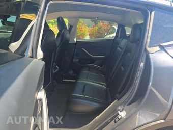 2022 Tesla Model Y Long Range - miniatura 10