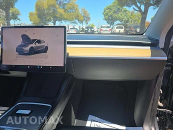 2022 Tesla Model Y Long Range - miniatura 17