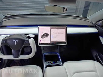 2022 Tesla Model Y Long Range - miniatura 13