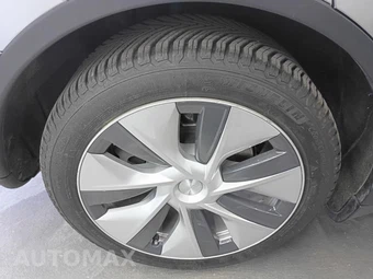 2022 Tesla Model Y Long Range - miniatura 22