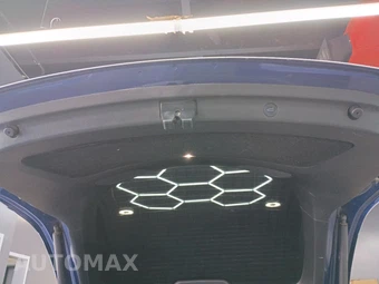 2022 Tesla Model Y Long Range - miniatura 8