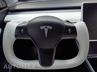 2022 Tesla Model Y Long Range - miniatura 9