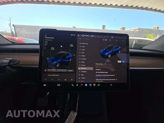 2022 Tesla Model Y Long Range – miniatura 10