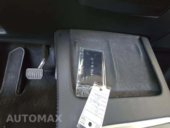 2022 Tesla Model Y Long Range – miniatura 8