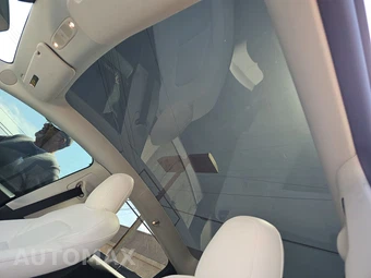 2022 Tesla Model Y Long Range - miniatura 19