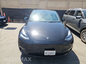 2022 Tesla Model Y Long Range - miniatura 2
