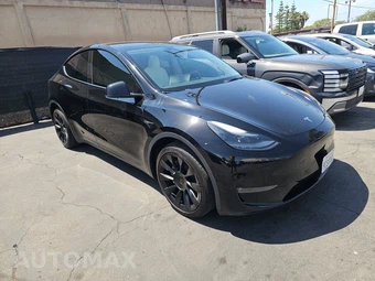 2022 Tesla Model Y Long Range - miniatura 3