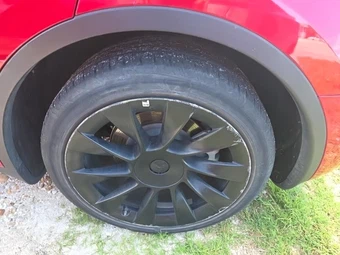 2022 Tesla Model Y Long Range - miniatura 11