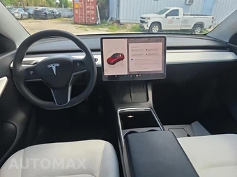 2022 Tesla Model Y Long Range - miniatura 14