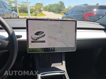 2022 Tesla Model Y Long Range - miniatura 10