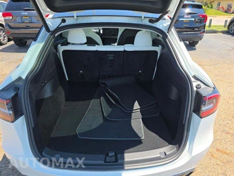 2022 Tesla Model Y Long Range - miniatura 14