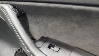 2022 Tesla Model Y Long Range - miniatura 10