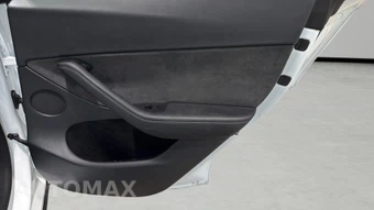 2022 Tesla Model Y Long Range - miniatura 14