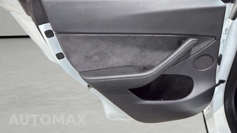 2022 Tesla Model Y Long Range - miniatura 16
