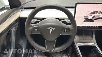 2022 Tesla Model Y Long Range - miniatura 17