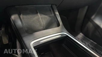 2022 Tesla Model Y Long Range - miniatura 23
