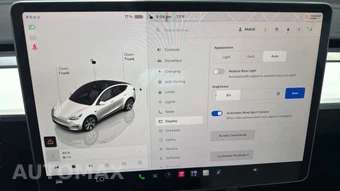 2022 Tesla Model Y Long Range - miniatura 40