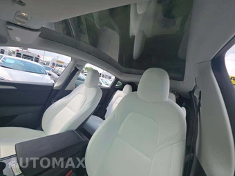 2022 Tesla Model Y Long Range - miniatura 11