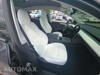 2022 Tesla Model Y Long Range - miniatura 18
