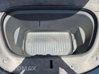 2022 Tesla Model Y Long Range - miniatura 27