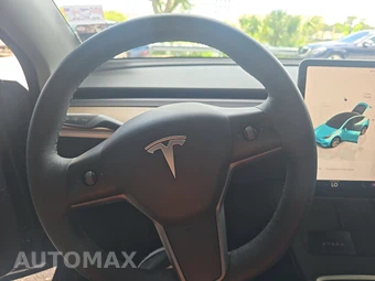 2022 Tesla Model Y Long Range - miniatura 10
