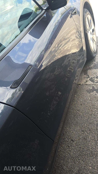 2022 Tesla Model Y Long Range - miniatura 24