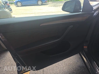 2022 Tesla Model Y Long Range - miniatura 9