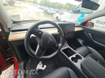 2022 Tesla Model Y Long Range – miniatura 11