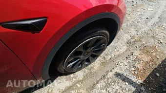 2022 Tesla Model Y Long Range – miniatura 18
