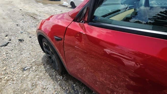 2022 Tesla Model Y Long Range – miniatura 21