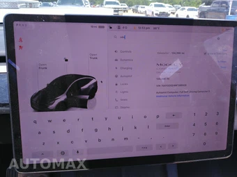 2022 Tesla Model Y Long Range – miniatura 17