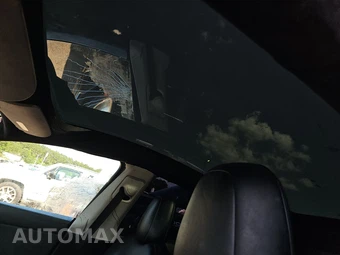 2022 Tesla Model Y Long Range – miniatura 19