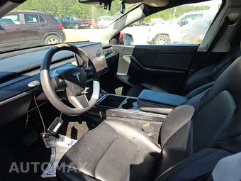 2022 Tesla Model Y Long Range – miniatura 7