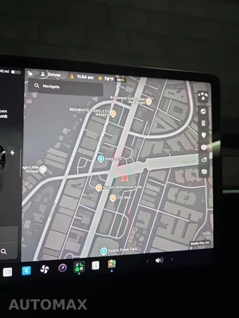 2022 Tesla Model Y Long Range - miniatura 23