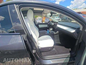 2022 Tesla Model Y Long Range – miniatura 19