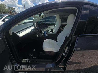 2022 Tesla Model Y Long Range – miniatura 6