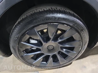 2022 Tesla Model Y Long Range - miniatura 10