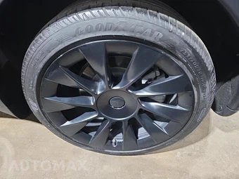 2022 Tesla Model Y Long Range - miniatura 11