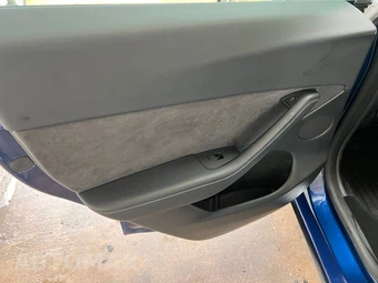 2022 Tesla Model Y Long Range - miniatura 13