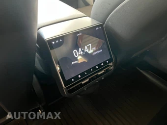 2022 Tesla Model Y Long Range - miniatura 15
