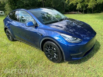 2022 Tesla Model Y Long Range - miniatura 2